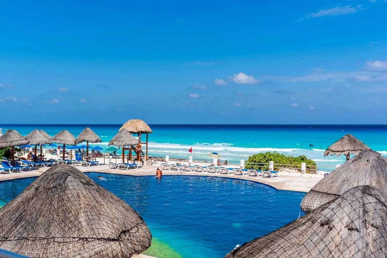 Apartment 2 Bedrooms, Ocean View Balcony Cancun Mexico